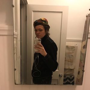 Meet your Posher, Becca
